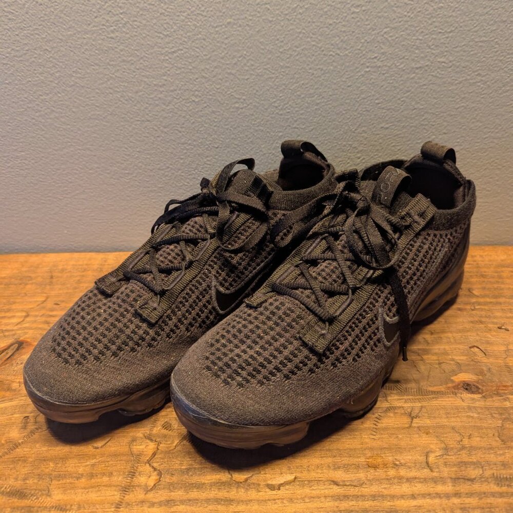 Nike Air Vapormax 2020 Flyknit Womens Size 7.5 Shoes DH4084-001 Black